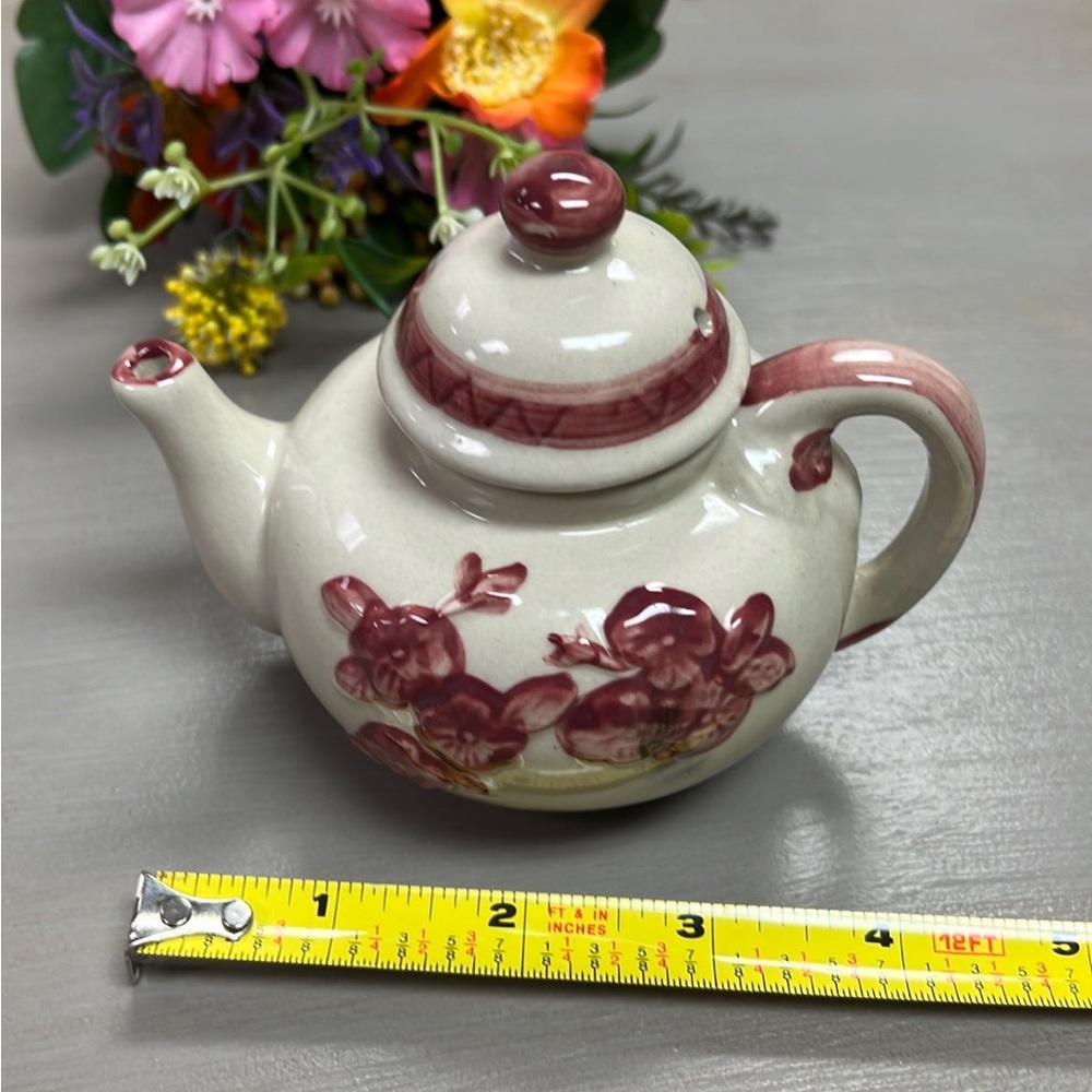 Tea Pot 🫖 - Picture 5 of 9
